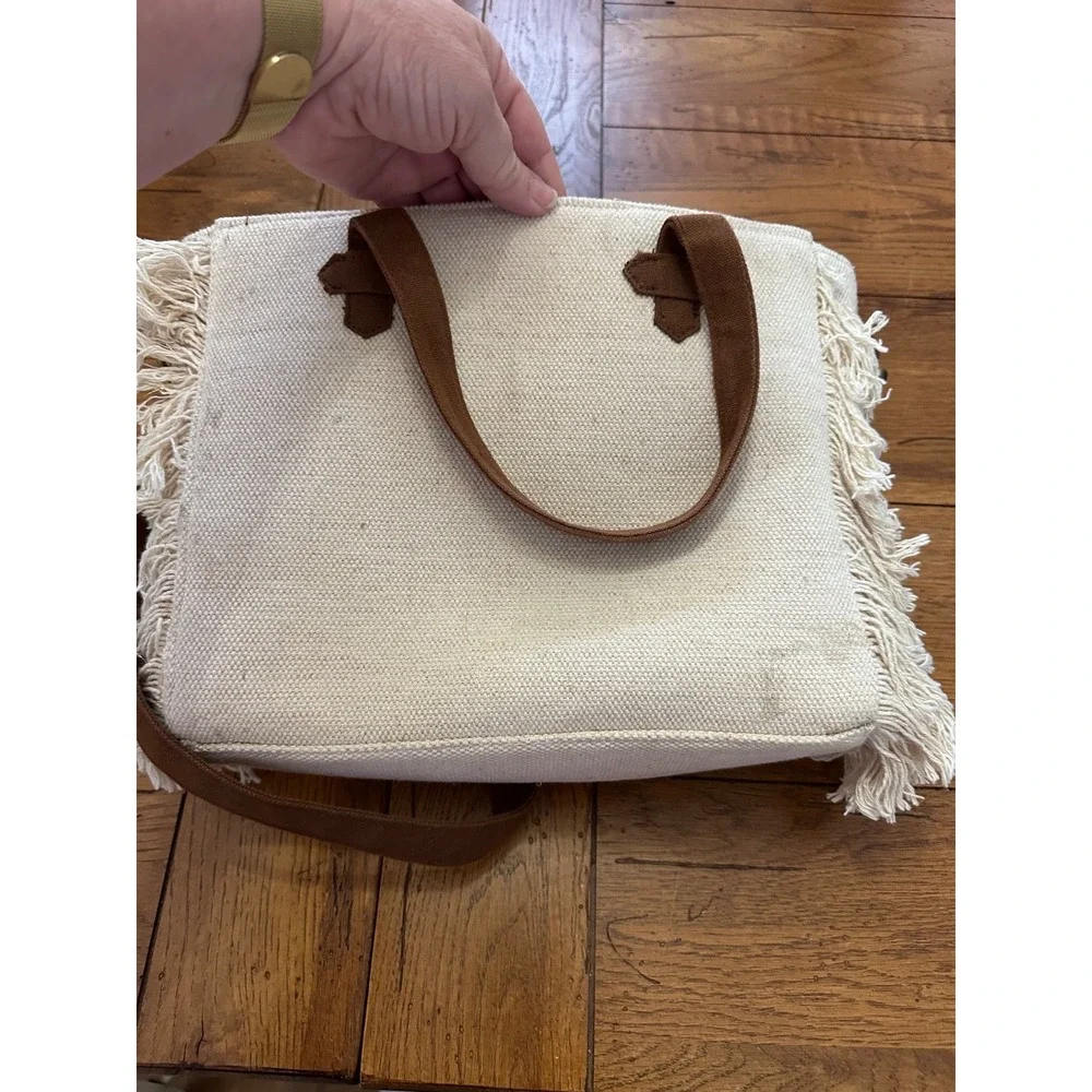 America and beyond cream‎ fringed purse with beaded animals and palm tree